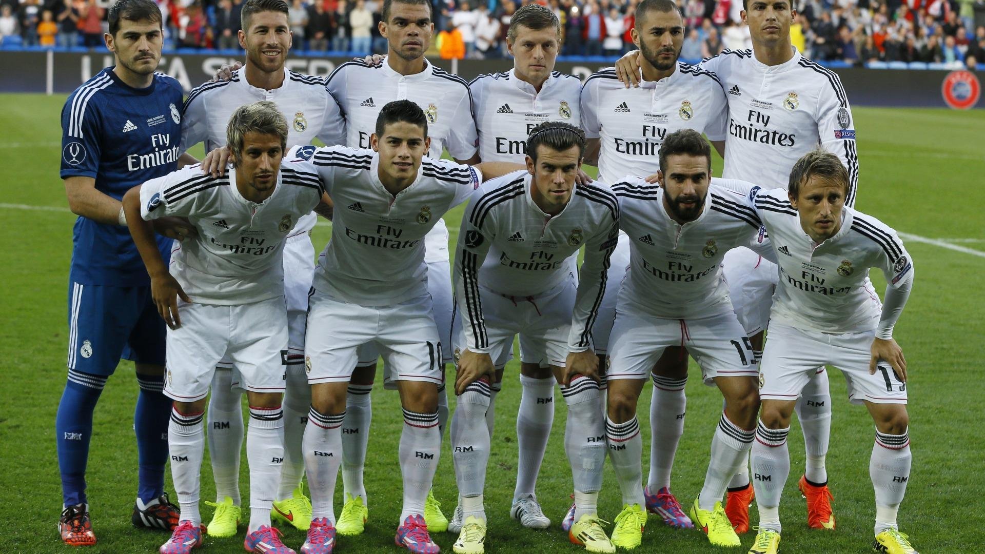 足球摄影展在国家体育馆成功举办，足球摄影记者